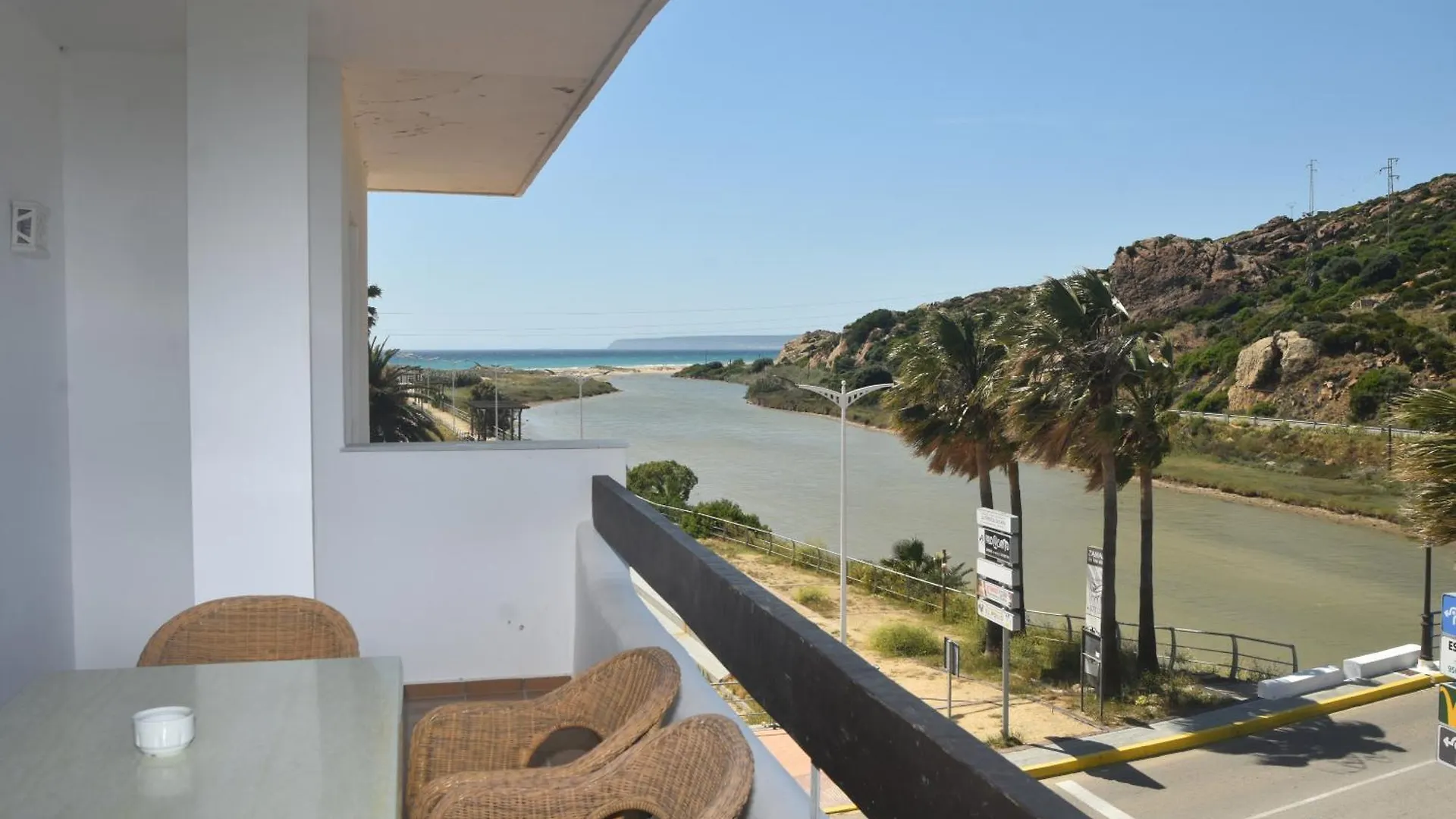 Apartamentos Doña Lola Zahara Zahara de los Atunes